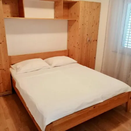 Apartman Guesthouse Banjol Banjol