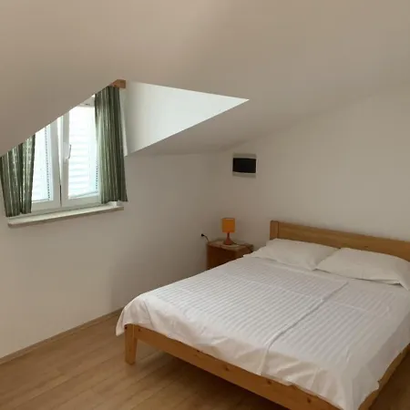 Apartament Guesthouse Banjol *