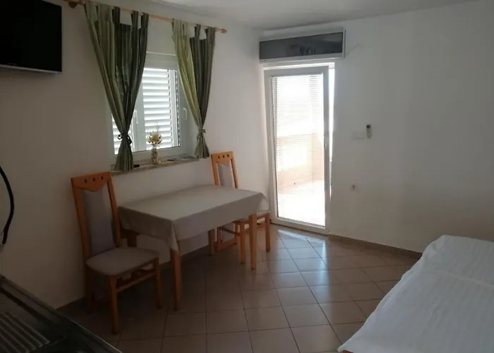 Guesthouse Banjol Apartament